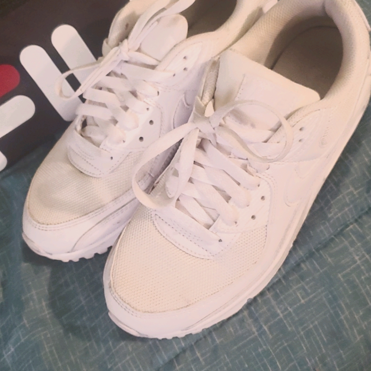 Nike Womens Air Max 90